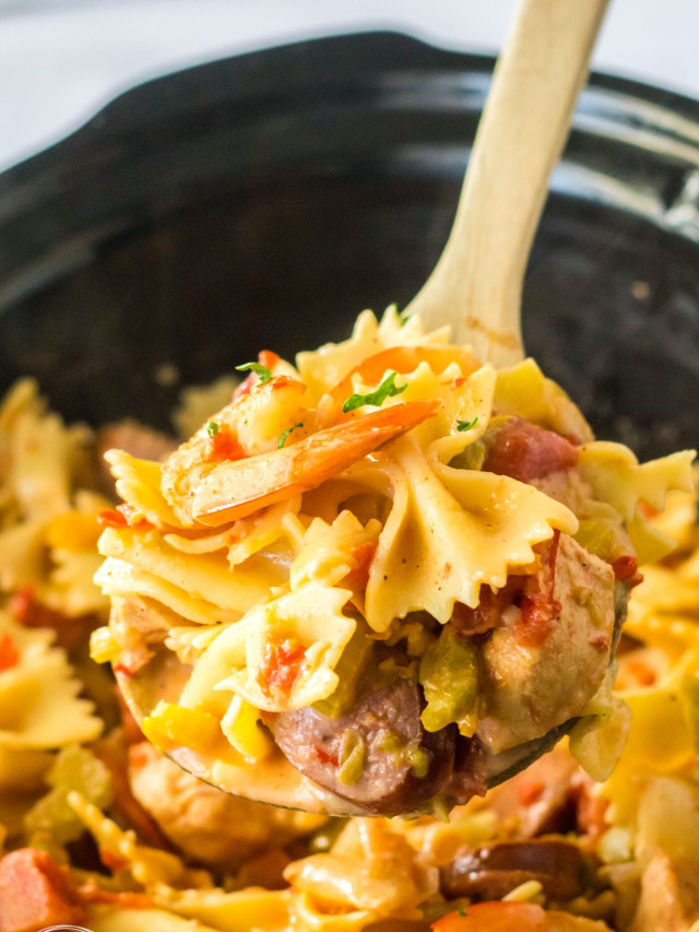 Slow Cooker Jambalaya Pasta Nourish Plate